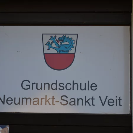 Grundschule Schild